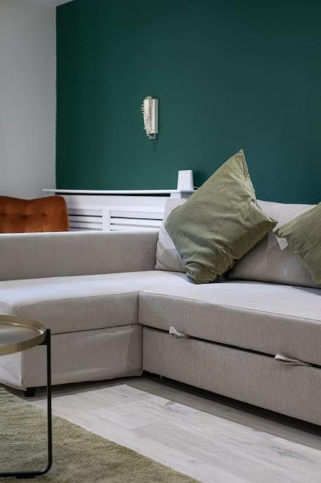 Luxury, Sleeps 6, City Centre เบลฟาสต์ ภายนอก รูปภาพ